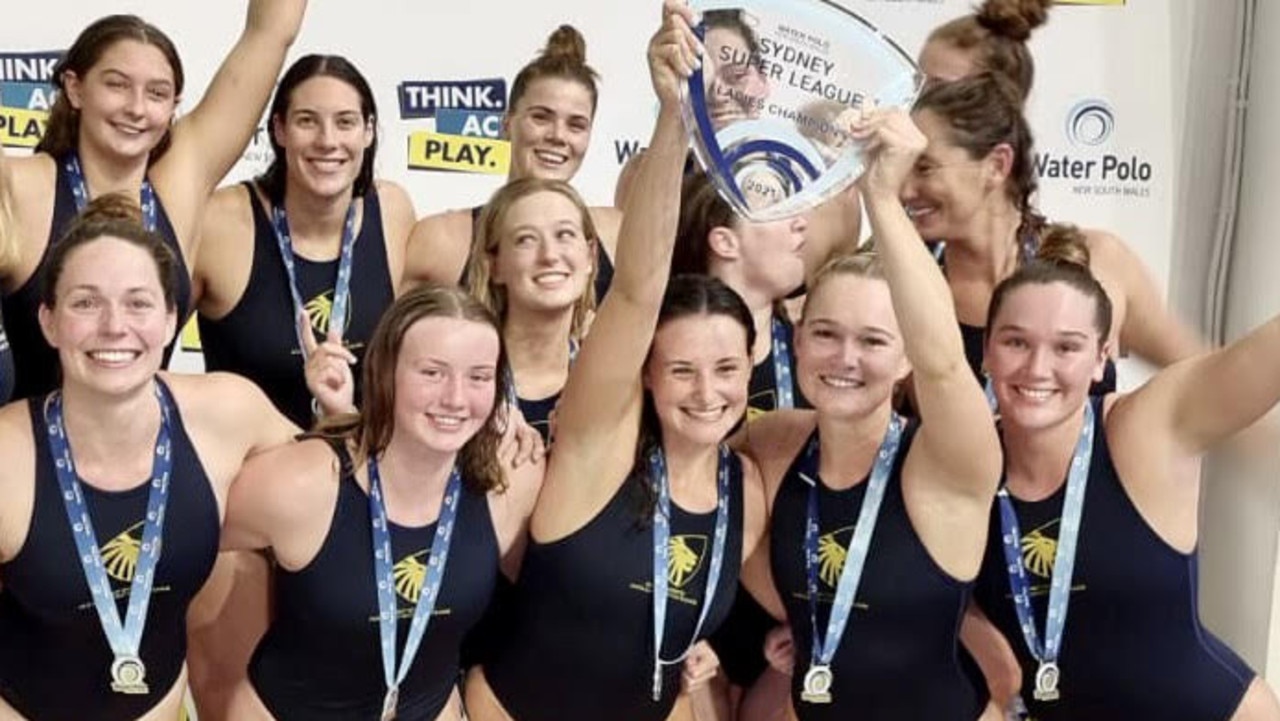 Sydney Uni Lions Isobelle Pamp, ventre, front row, celebrating with teammates. Pic: Supplied