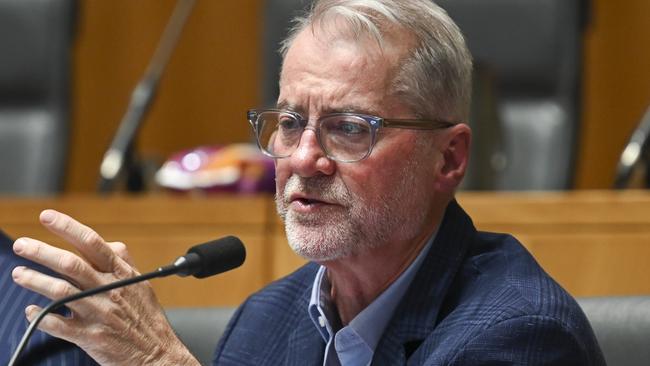 Labor senator Tony Sheldon said any proposed laws needed to be balance free speech, with protecting vulnerable voters. Picture: NewsWire/ Martin Ollman