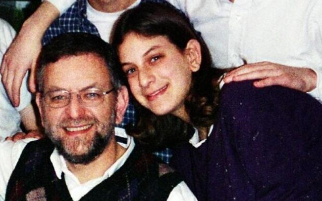 Malki Roth with her dad Arnold Roth.