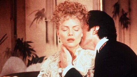 Michelle Pfeiffer and Daniel Day-Lewis in The Age of Innocence.