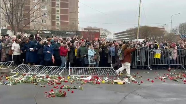 The burial is set to take place at the Borisovo cemetery