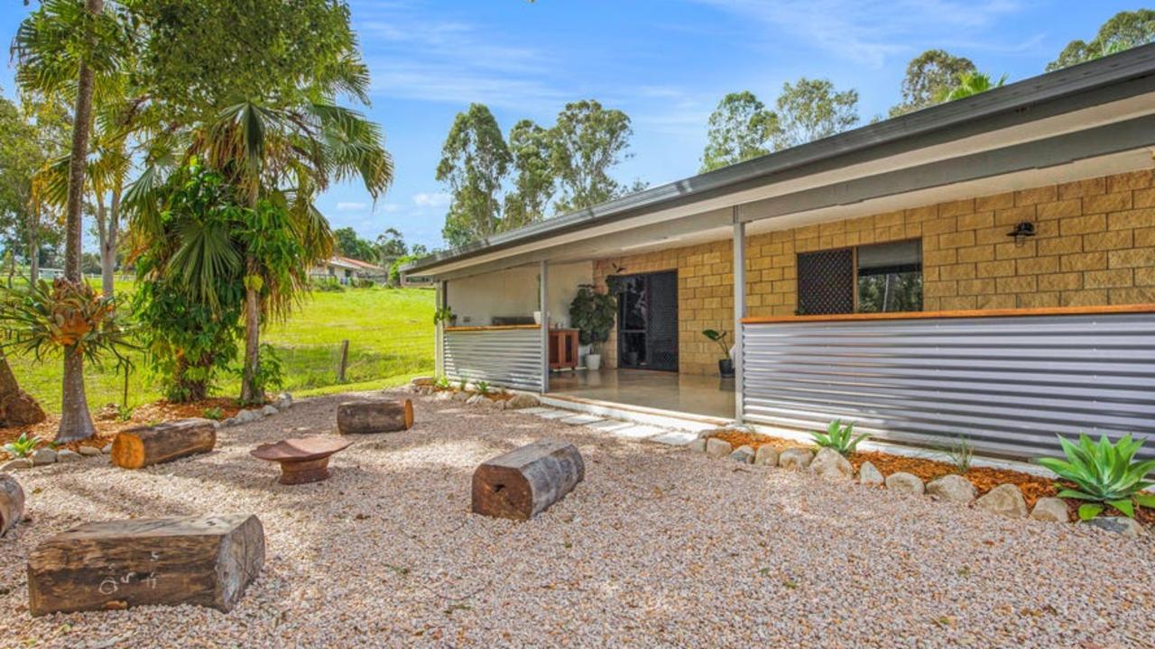 2 Fritz Road, Chatsworth, Qld 4570.