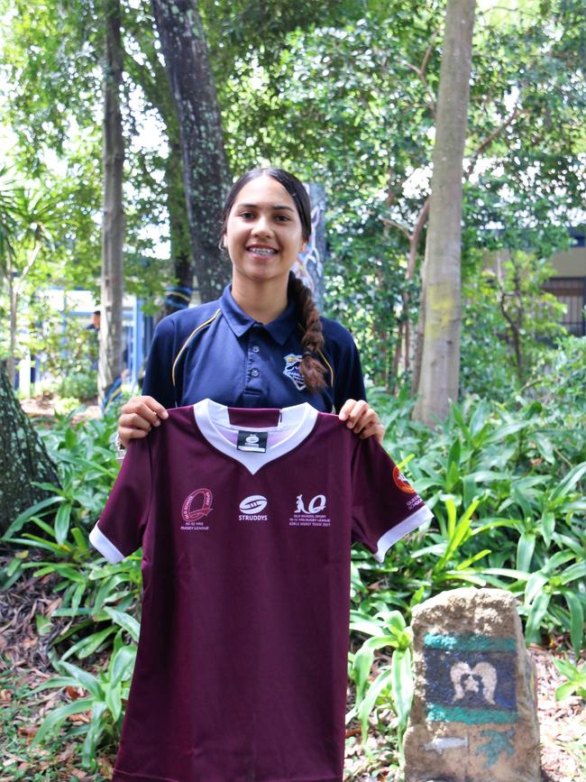 Oracle Bayer has a lovely Qld jersey to show at Mabel Park SHS.