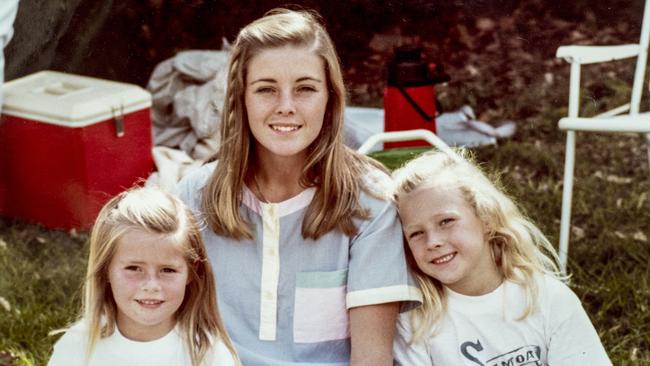 Joanne Curtis pictured with Chris and Lynette Dawson’s two girls Sherryn and Shanelle.