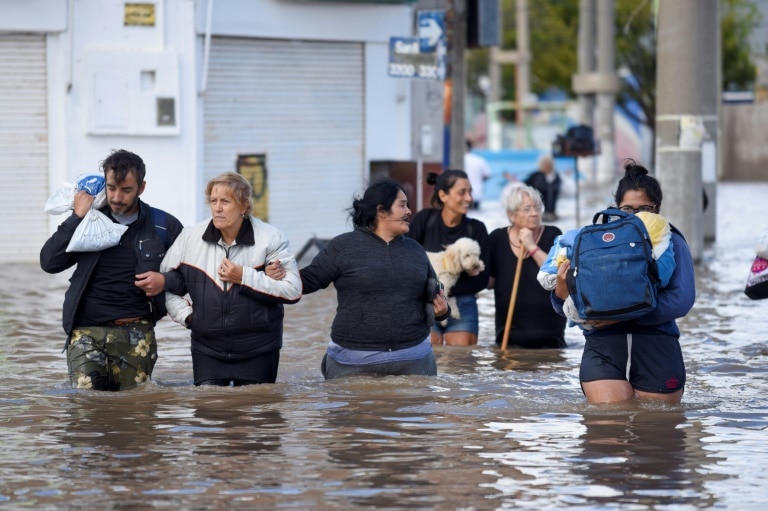 Argentina declares national mourning as flood death toll hits 16