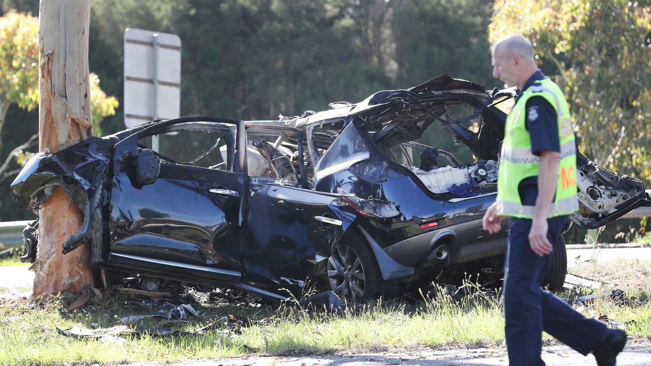 Rowville Crash Man Dies After Car Bursts Into Flames While Fleeing Police Au 