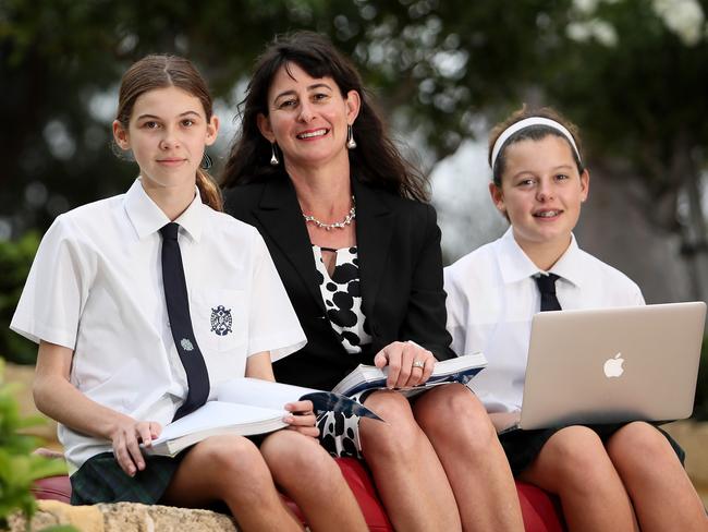 30/04/2018Libby Rosenberg, Kate and Olivia Ellis.PLC students of yr 8 with Principal Kate Hadwen.Pic Colin Murty The Australian