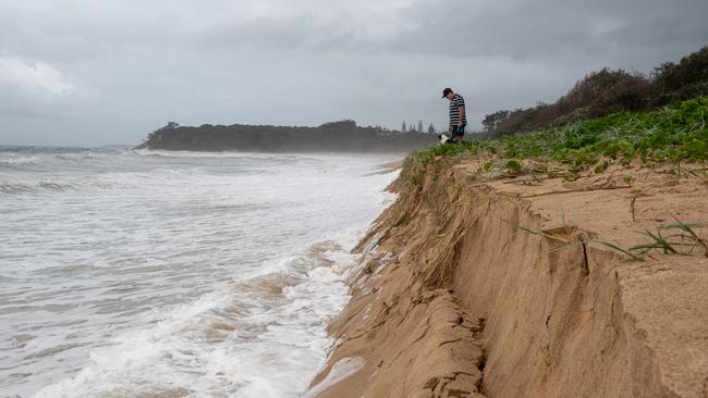 erosion sapphire beach at 11.30 thursday 13th.13 FEB 2020