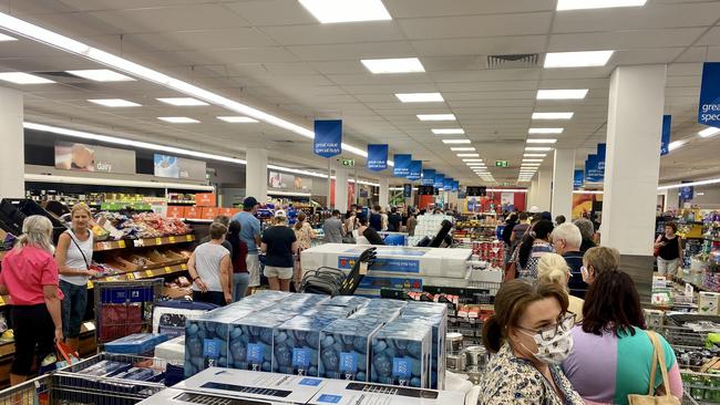 Lines of shoppers waiting for the checkout at Aldi, Stones Corner, Brisbane. Picture: NCA NewsWire