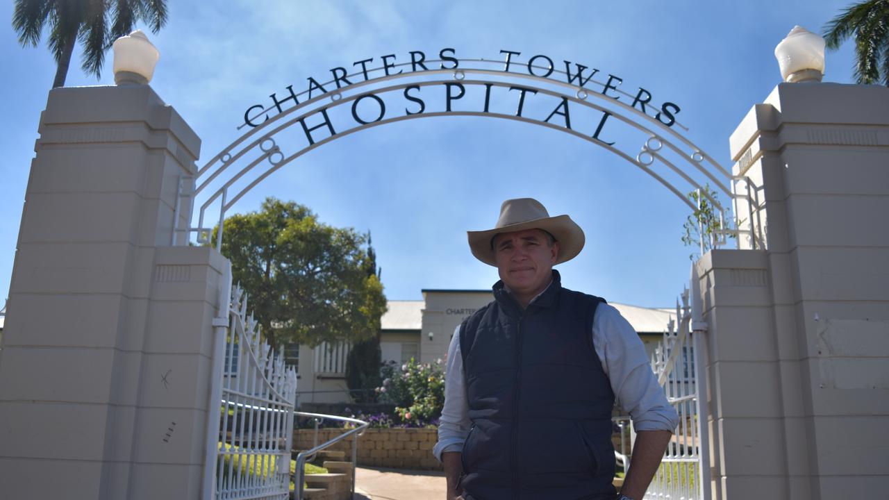 Traeger MP Robbie Katter outside Charters Towers Hospital