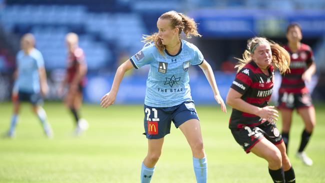 Shay Hollman playing for Sydney FC.