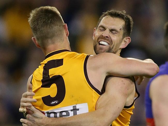 AFL Semi Final Hawthorn v Western Bulldogs Luke Hodge & Sam Mitchell goal 2nd term  Picture:Wayne Ludbey