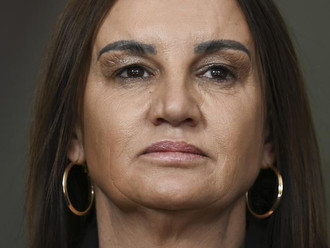 CANBERRA, AUSTRALIA, NewsWire Photos. JUNE 20, 2023: Senator Jacqui Lambie and Lawyer Glenn Kolomeitz hold a press conference at Parliament House in Canberra. Picture: NCA NewsWire / Martin Ollman