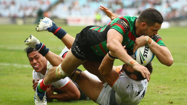 Greg Inglis of the Rabbitohs scores a try.