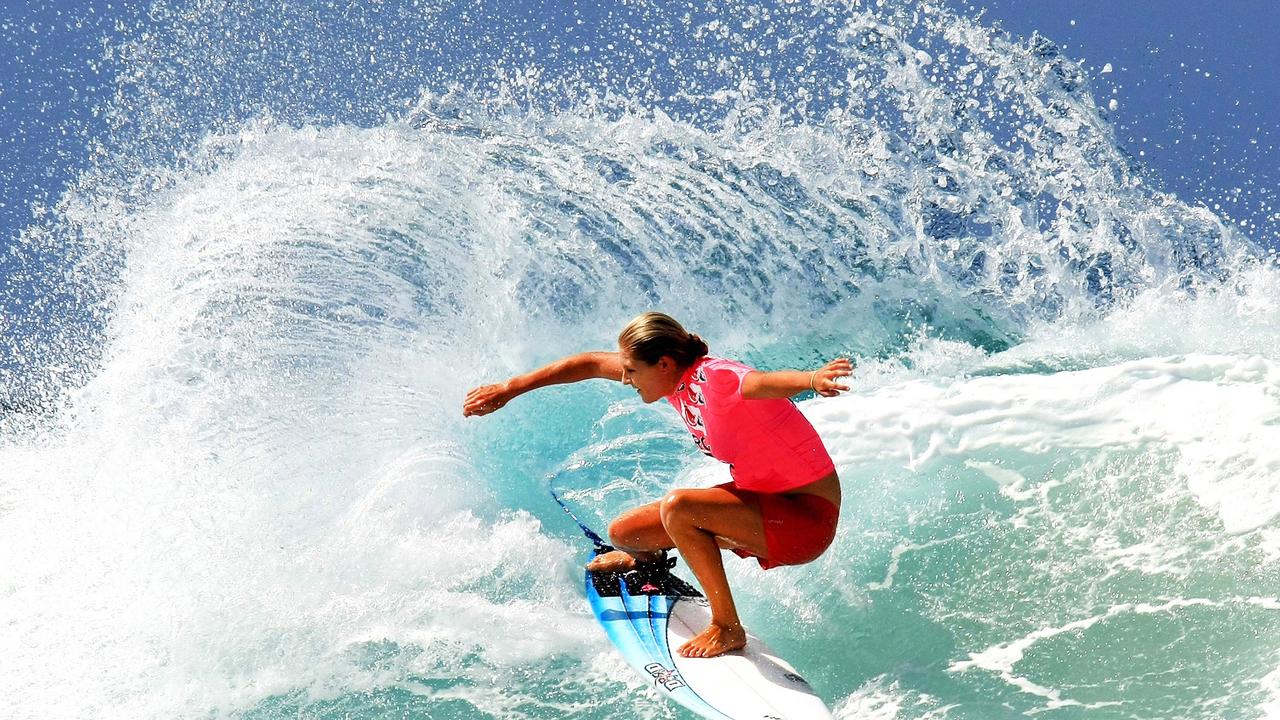 Tweed Surfer Steph Gilmore rips into a wave at Snapper Rocks Photo Scott Powick