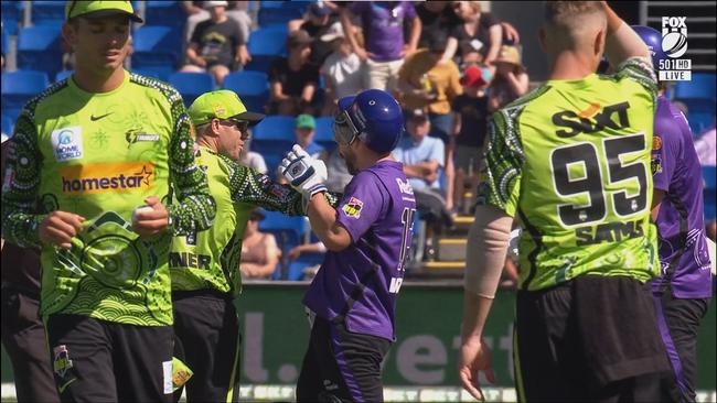 David Warner shoves Matthew Wade in a fiery incident. Picture: Fox Cricket