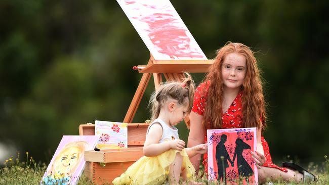 Bella has been busy fundraising for the Victoria Bushfire Appeal. Two-year-old sister Indi is helping.