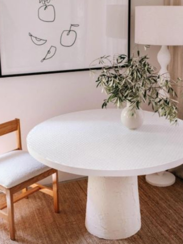 Kmart round deals dining table