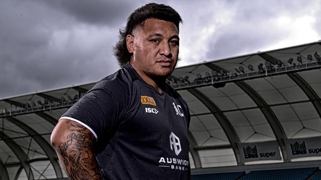 GOLD COAST, AUSTRALIA - OCTOBER 27: (Editors note: A digital filter has been applied to this image) Josh Papalii poses for a photo during a Queensland Maroons State of Origin training session at Cbus Super Stadium on October 27, 2020 in Gold Coast, Australia. (Photo by Bradley Kanaris/Getty Images)