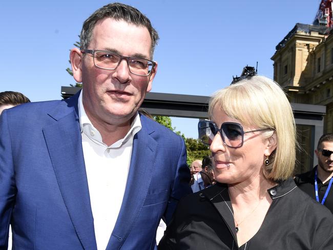 MELBOURNE, AUSTRALIA - NewsWire Photos SEPTEMBER 26, 2023: Victorian Premier Daniel Andrews leaves a press conference with his wife Catherine after announcing his resignation. Picture: NCA NewsWire / Andrew Henshaw