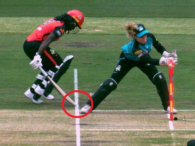 Deandra Dottin is run out in bizarre circumstances.