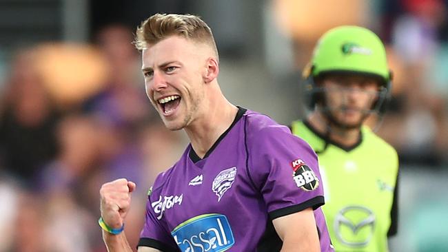 Speedster Riley Meredith hit top form during Hobart Hurricanes’ Round 8 double.