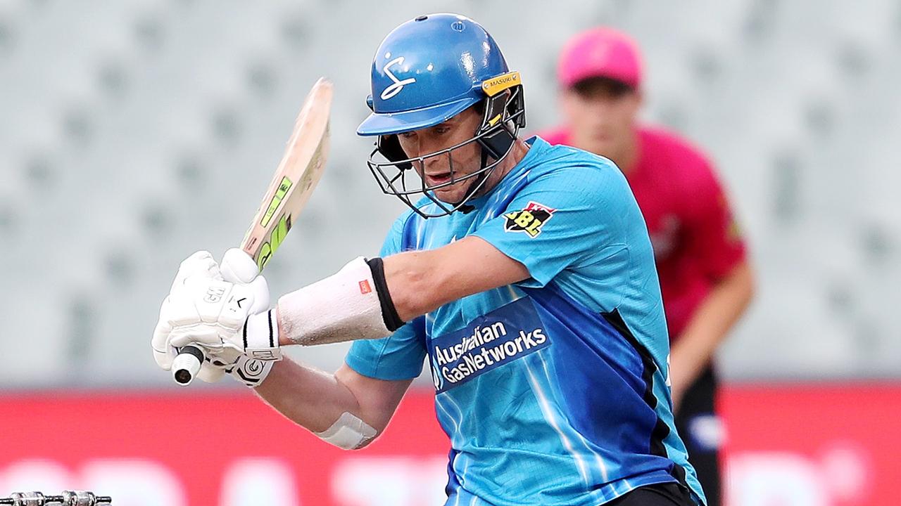 ADELAIDE, AUSTRALIA - JANUARY 17: Ian Cockbain of the Strikers during the Men's Big Bash League match between the Adelaide Strikers and the Sydney Sixers at Adelaide Oval, on January 17, 2022, in Adelaide, Australia. (Photo by Sarah Reed/Getty Images)