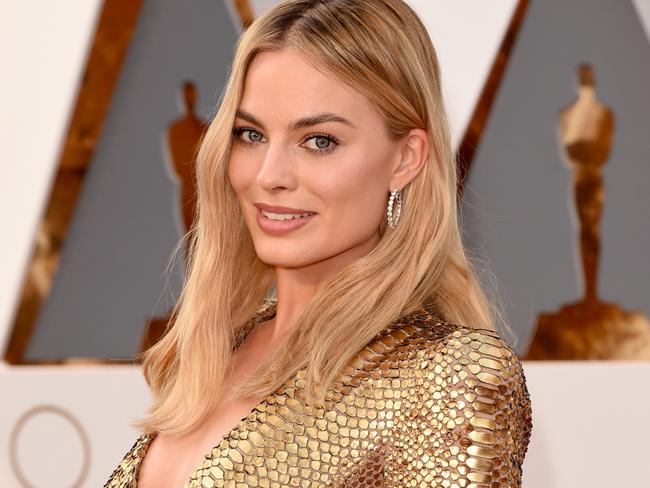 Margot Robbie attends the 88th Annual Academy Awards in 2016.