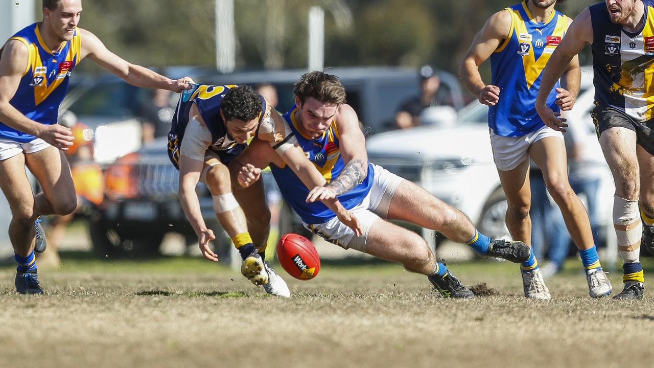 AFL Outer East: Olinda Ferny Creek boosts its fortunes with a win over  Cranbourne