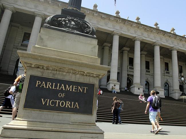 Generic photos of  the outside of the Victorian Parliament building in Melbourne on Tuesday January 19, 2010. (AAP Image/Luis Enrique Ascui) NO ARCHIVING