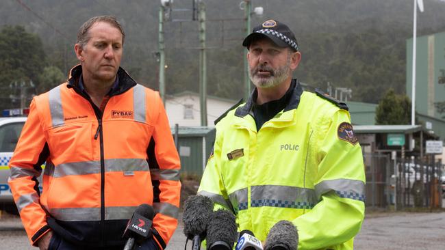 24/1/20: Inspector Shane Le Fevre and Pybar Mining Services CEO Brendan Rouse at the entrance to the Henty gold mine. Picture: Grant Wells.