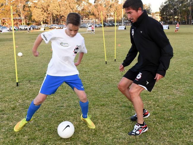 Young football hopefuls learn as Harry Kewell Academy hits Penrith ...