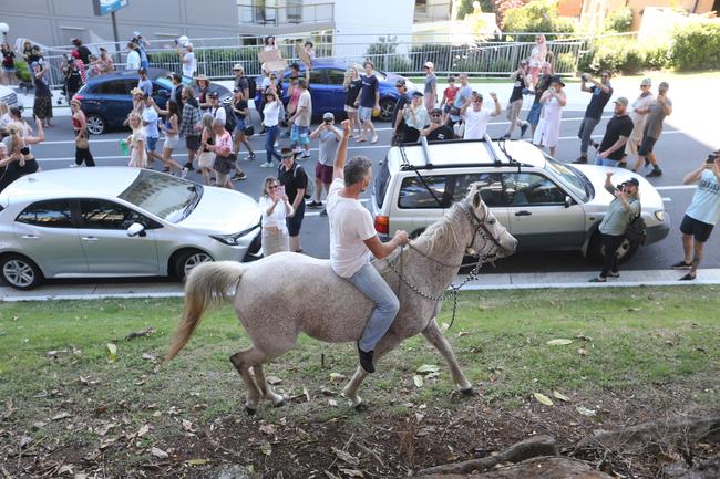 People in the Tweed are protesting the border restrictions. 22 August 2021 Coolangatta Picture by Richard Gosling