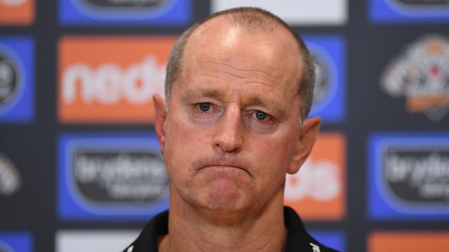 BRISBANE, AUSTRALIA - SEPTEMBER 05: West Tigers coach Michael Maguire speaks to the media after his team's defeat during the round 25 NRL match between the Wests Tigers and the Canterbury Bulldogs at Moreton Daily Stadium, on September 05, 2021, in Brisbane, Australia. (Photo by Albert Perez/Getty Images)