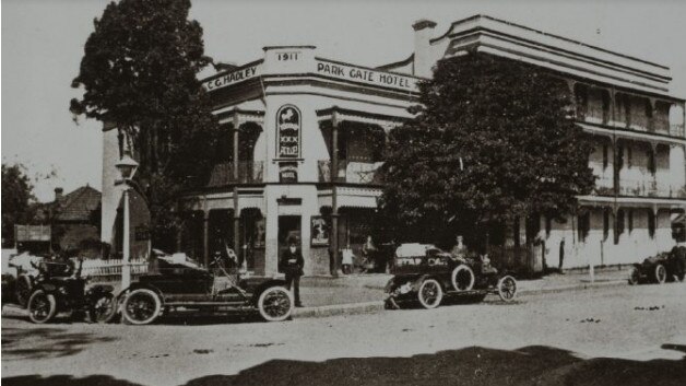 The charming Park Gate Hotel, circa 1913. Picture: City of Parramatta