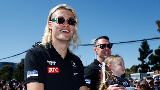 MELBOURNE, AUSTRALIA - SEPTEMBER 29: Darcy Moore and Craig McRae, Senior Coach of the Magpies are seen during the 2023 AFL Grand Final Parade on September 29, 2023 in Melbourne, Australia. (Photo by Michael Willson/AFL Photos via Getty Images)