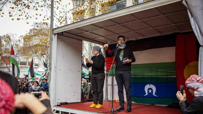 Nasser Mashni addressing the rally on Sunday. Picture: NewsWire / Tamati Smith