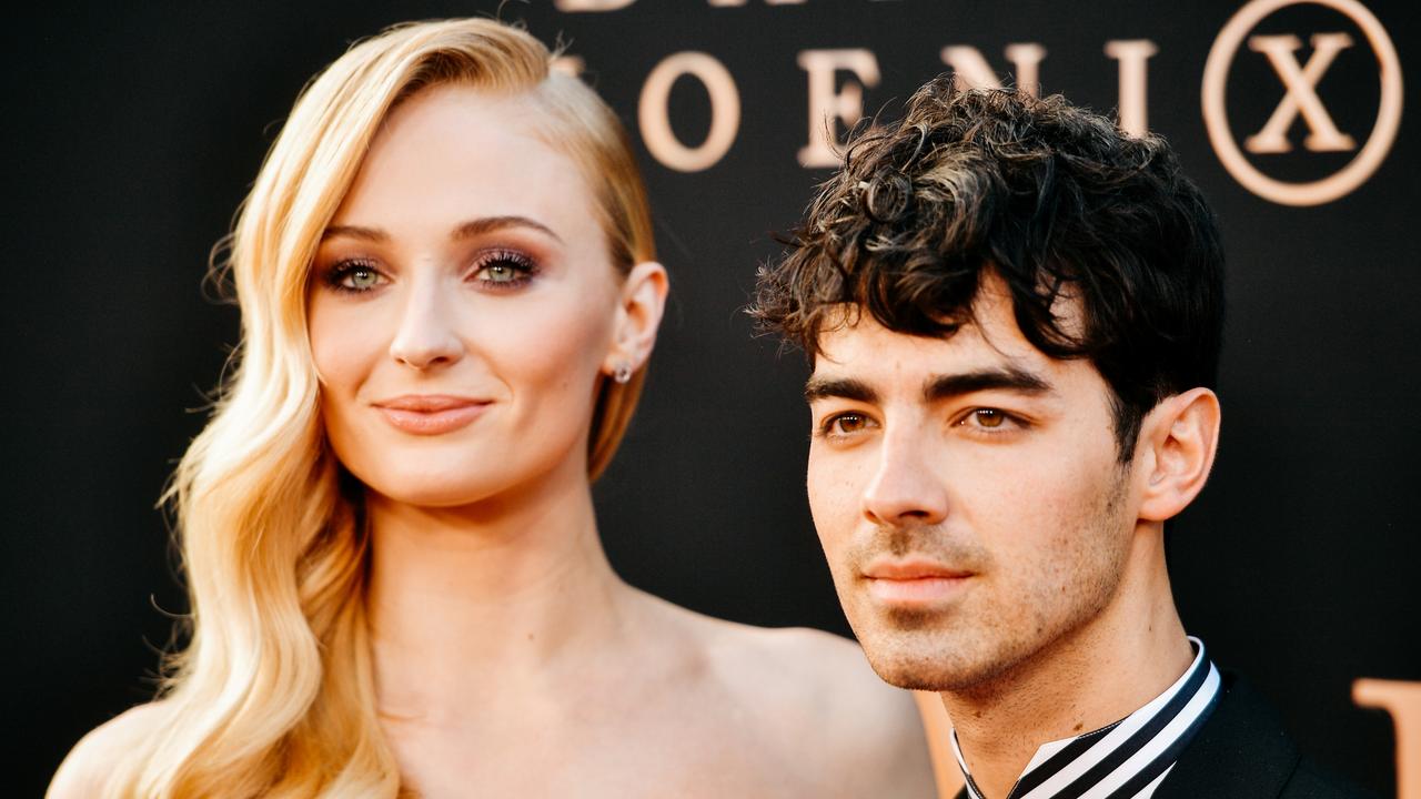 Sophie Turner dishes new details on split