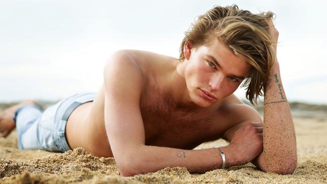 Friends and colleagues of top Aussie model, Jordan Barrett are worried he is throwing his career away.