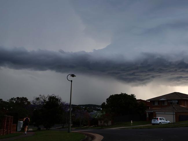 A dangerous storm moved through SEQ. Picture: NewsWire/Tertius Pickard