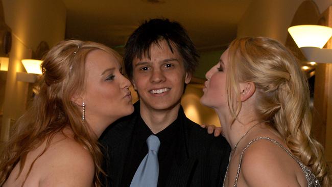 MAY 28, 2005: Reporter: Jasmine Griffiths. Hillcrest Christian College formal at the Crowne Plaza, Surfers Paradise. Julianne Idstein 18 years, Michael Muchamore 19 years and Samantha Hope 17 years. PicFiona/Harding
