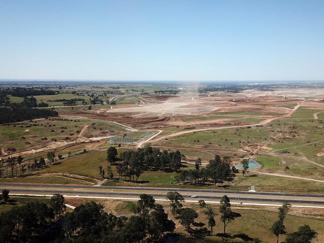 Construction of the Western Sydney Airport. Picture: Jonathan Ng