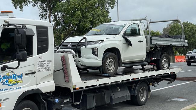 Man hospitalised after ute crash, diesel spill in Mackay