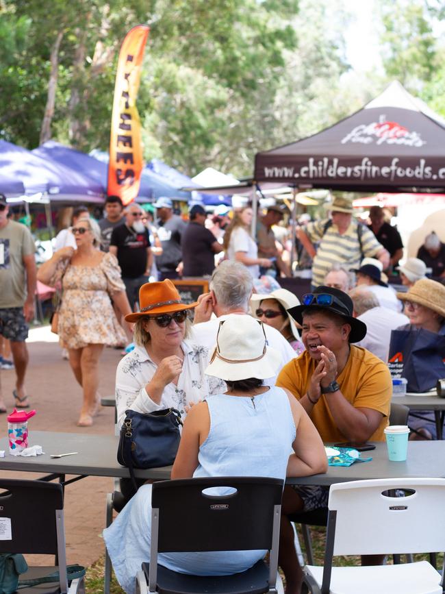 Many made the most of the cooler morning weather to enjoy the Urganan Markets.