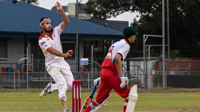 Terry Murphy led the line for Alstonville. Photo Ursula Bentley@CapturedAus