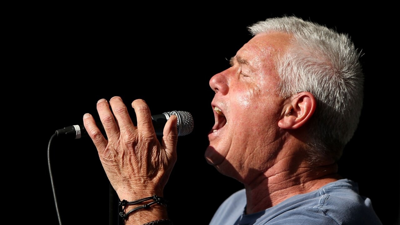 Alan Jones speaks to ‘Australian music royalty’ Daryl Braithwaite