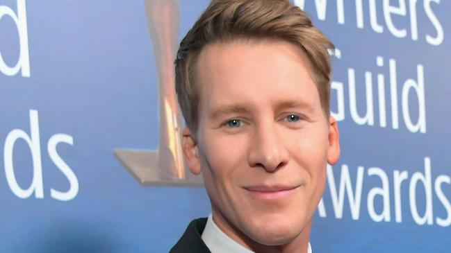 BEVERLY HILLS, CA - FEBRUARY 11:  Writer Dustin Lance Black (L) and Tom Daley attend the 2018 Writers Guild Awards L.A. Ceremony at The Beverly Hilton Hotel on February 11, 2018 in Beverly Hills, California.  (Photo by Charley Gallay/Getty Images for 2018 Writers Guild Awards L.A. Ceremony )