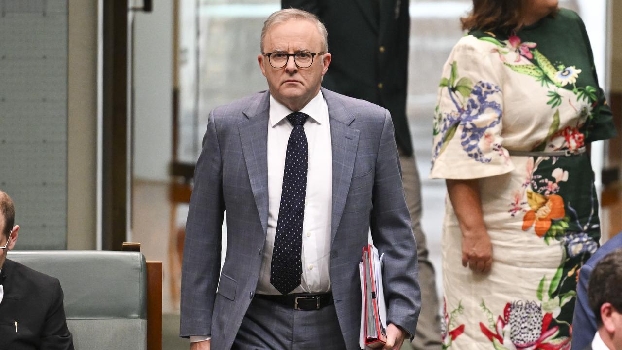 Things are looking grim for Prime Minister Anthony Albanese. Picture: NewsWire / Martin Ollman