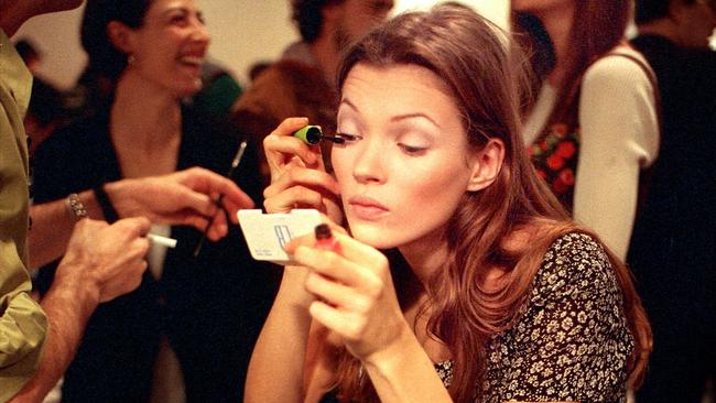 Champagne Supernovas is about '90s fashion icons like Kate Moss and Marc  JacobsHelloGiggles