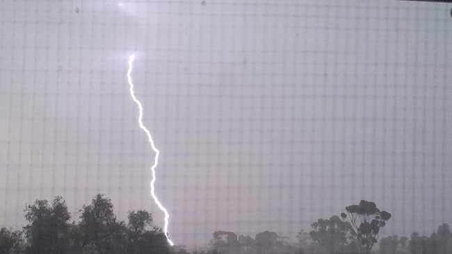 Thick clouds and Thunderstorms approaching Adelaide with predicted thunderstorms. Picture: Facebook/Karlee Marlow